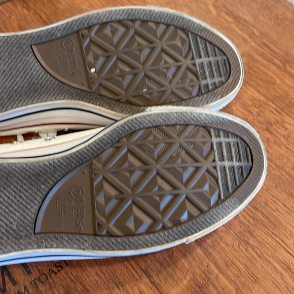 Converse Shoreline All-Star sneakers. These look new! - Picture 7 of 8